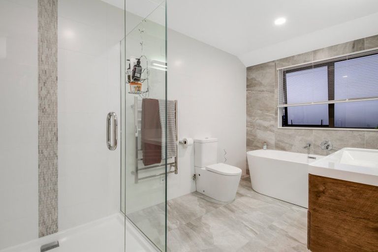 Photo of property in 3 Arriere Lane, Silverdale, 0932