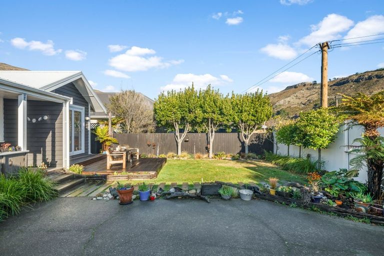 Photo of property in 5 Van Asch Street, Sumner, Christchurch, 8081