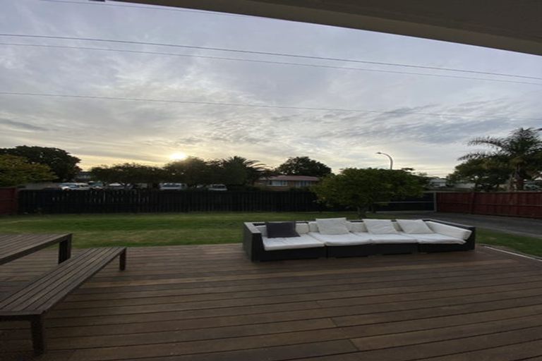 Photo of property in 10 Mangos Place, Pakuranga, Auckland, 2010