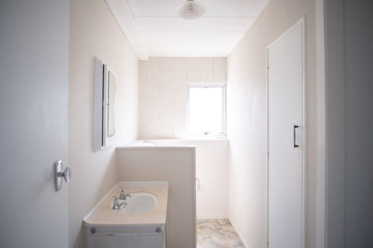 Photo of property in 8 Anzac Parade, Hamilton Central, Hamilton, 3204