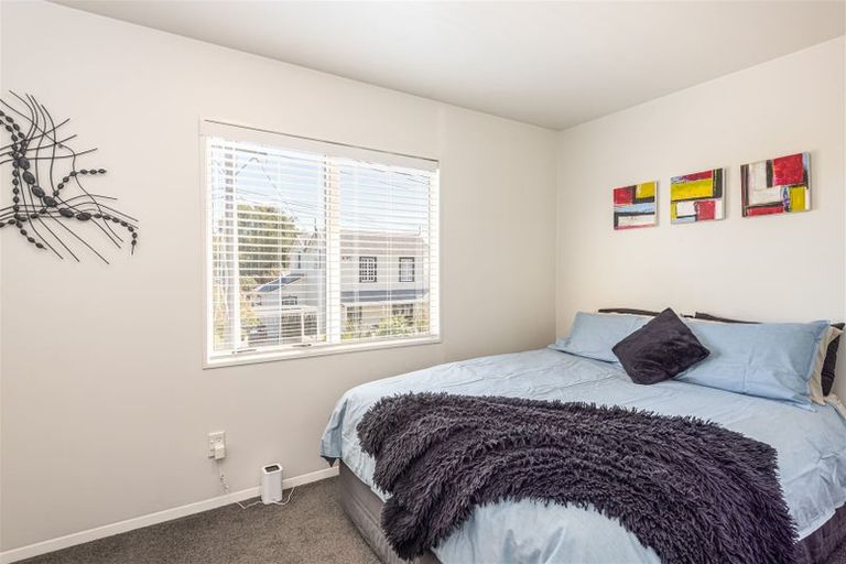 Photo of property in 48 Dover Street, St Albans, Christchurch, 8014