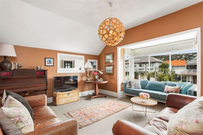 Photo of property in 4 Stoke Street, Sumner, Christchurch, 8081