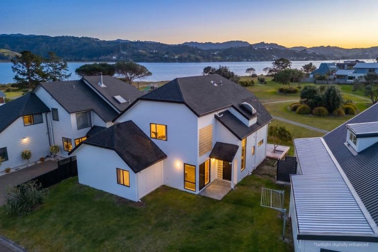 Photo of property in 10 Ajax Head, Pauanui, Hikuai, 3579