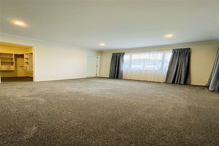 Photo of property in 28 Lime Hill Rise, Flat Bush, Auckland, 2019