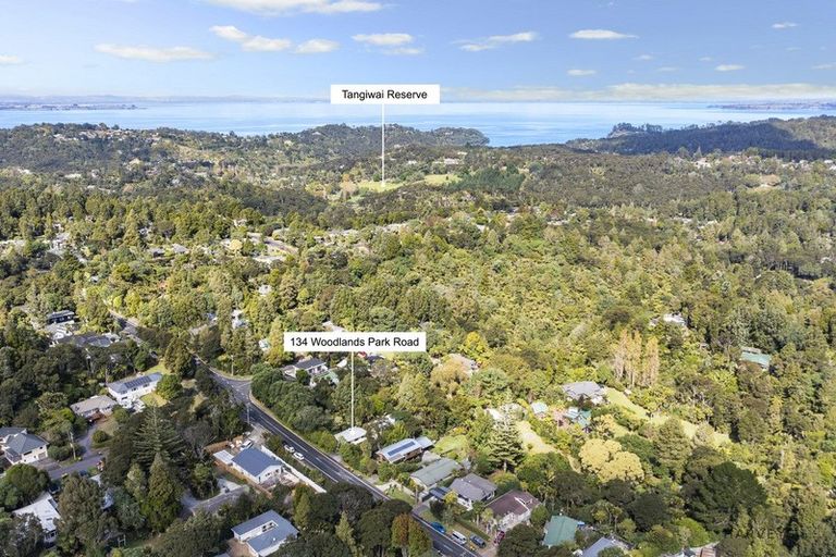 Photo of property in 134 Woodlands Park Road, Titirangi, Auckland, 0604