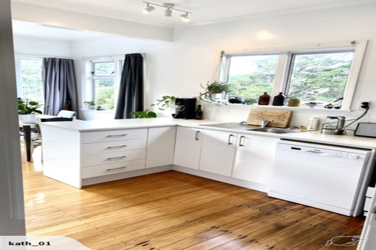 Photo of property in 10 Karamu Street, Ngaio, Wellington, 6035