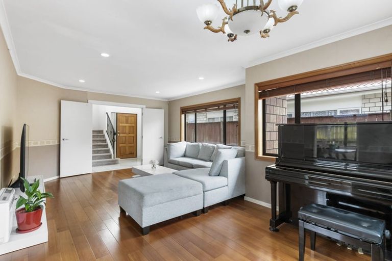 Photo of property in 73 Meadowland Drive, Somerville, Auckland, 2014