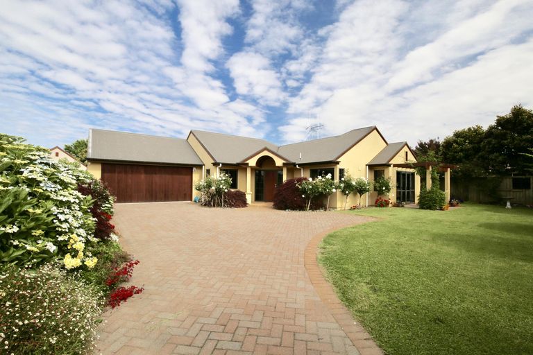 Photo of property in 9 Hampstead Way, Rototuna North, Hamilton, 3210