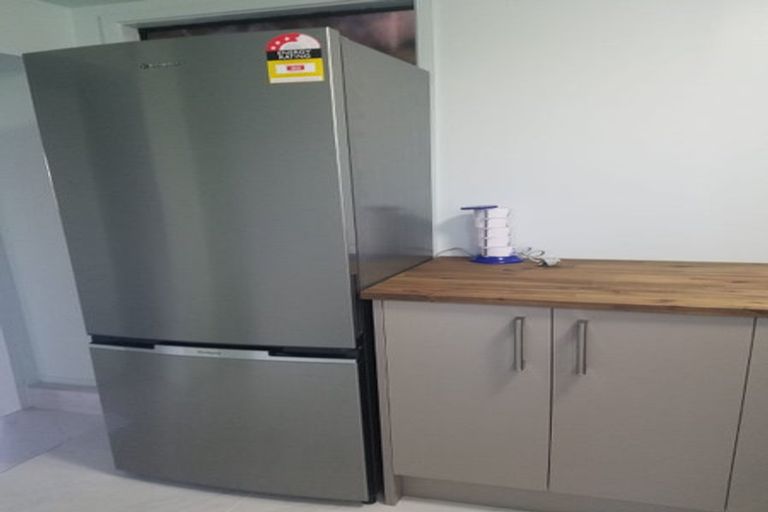 Photo of property in 7 Geoffrey Road, Torbay, Auckland, 0630