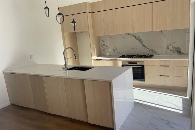 Photo of property in 21 Coast Garden Drive, Hobsonville, Auckland, 0616