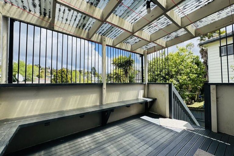 Photo of property in 28 Tironui Road, Takanini, 2112