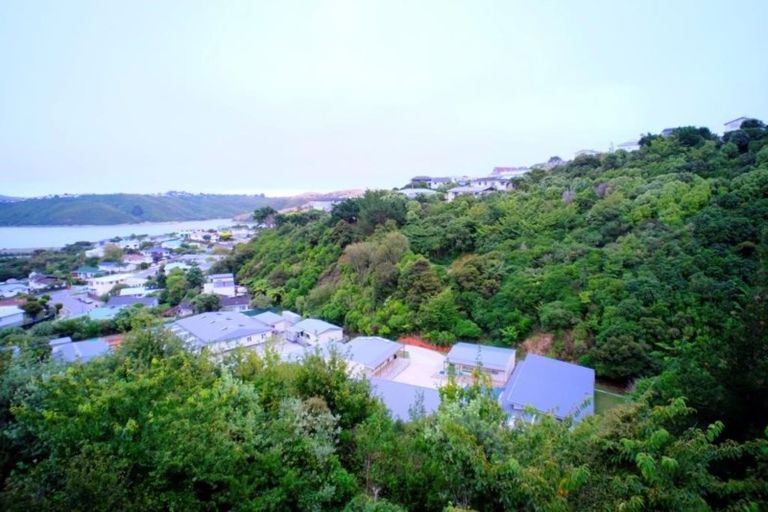 Photo of property in 86 Eskdale Road, Papakowhai, Porirua, 5024