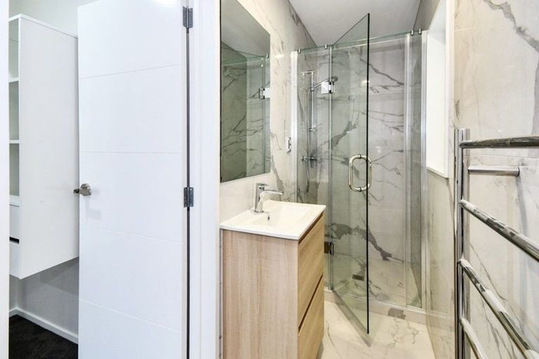 Photo of property in 115b Russell Road, Manurewa, Auckland, 2102