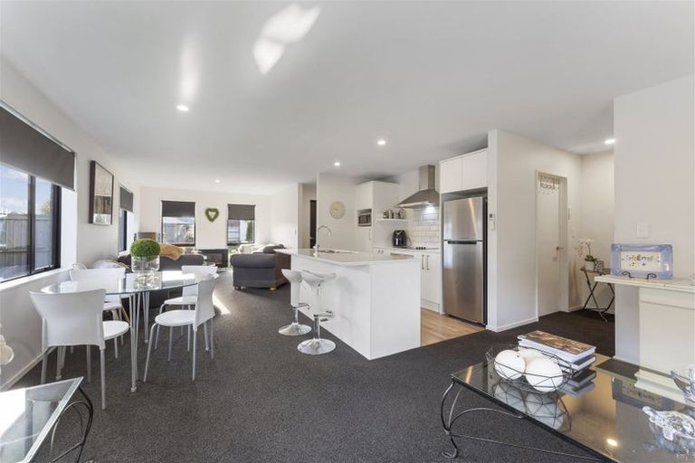 Photo of property in 34 Minerva Crescent, Woodend, 7610