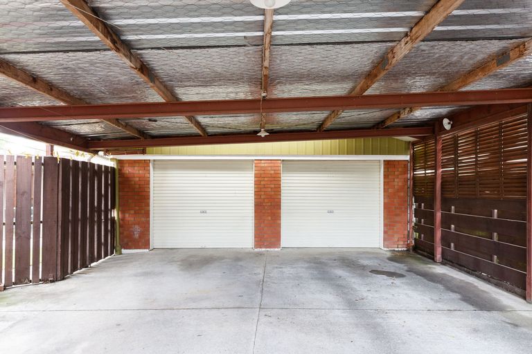 Photo of property in 53 Abraham Crescent, Milson, Palmerston North, 4414