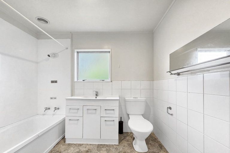 Photo of property in 6 Thebes Street, Pomare, Rotorua, 3015