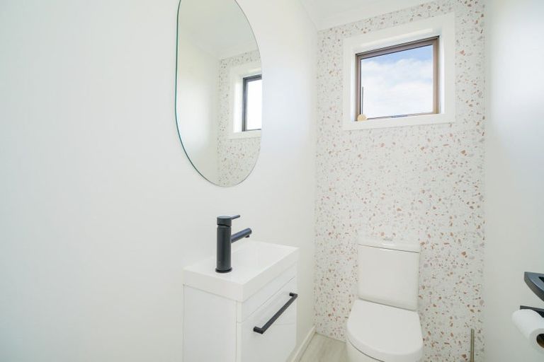 Photo of property in 36 Bryson Road, Otatara, Invercargill, 9879