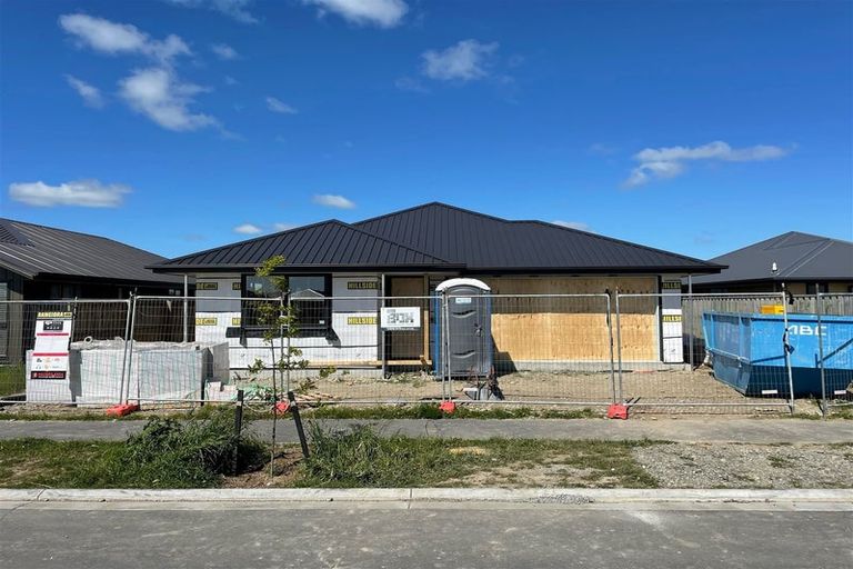 Photo of property in 74 Broadway Parade, Rolleston, 7615