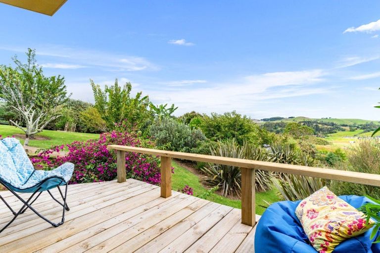 Photo of property in 215 Valley View Road, Otaika, Whangarei, 0170