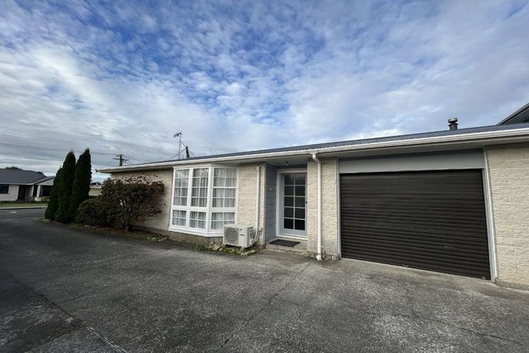 Photo of property in 36 Saint Annes Street, Levin, 5510