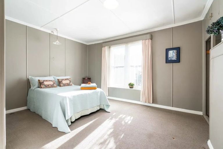 Photo of property in 2 Bruce Street, Roslyn, Dunedin, 9011