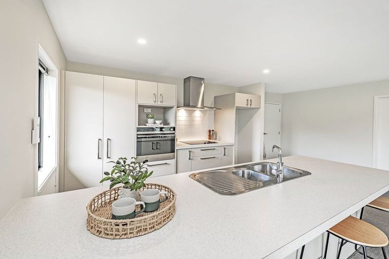 Photo of property in 34 Wallingford Crescent, Rolleston, 7615