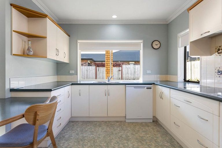 Photo of property in 12 Mirbeck Avenue, Cambridge, 3434