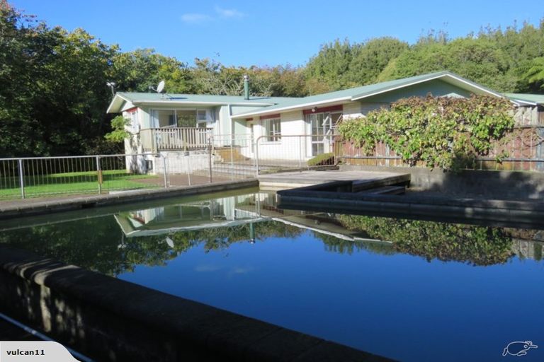 Photo of property in 594 Otaraoa Road, Tikorangi, Waitara, 4383