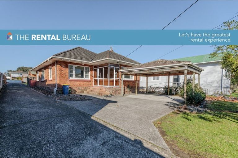 Photo of property in 1/48 Seabrook Avenue, New Lynn, Auckland, 0600