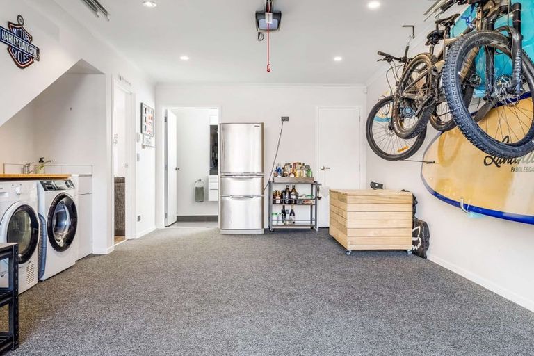 Photo of property in 3 Seafarer Crescent, Stanmore Bay, Whangaparaoa, 0932