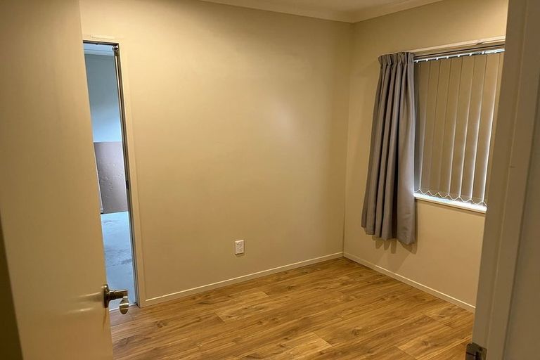 Photo of property in 8 Orbit Place, Flat Bush, Auckland, 2019