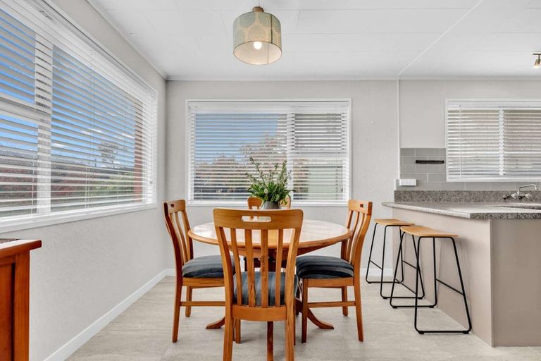 Photo of property in 45b Robertson Street, Glenholme, Rotorua, 3010