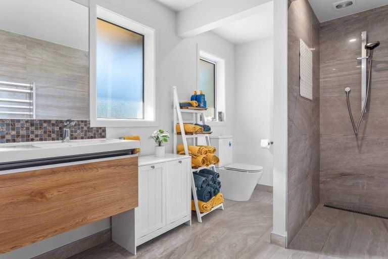 Photo of property in 131 College Road, Edgecumbe, 3120