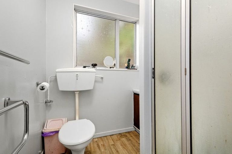 Photo of property in 26 Fyvie Avenue, Tawa, Wellington, 5028