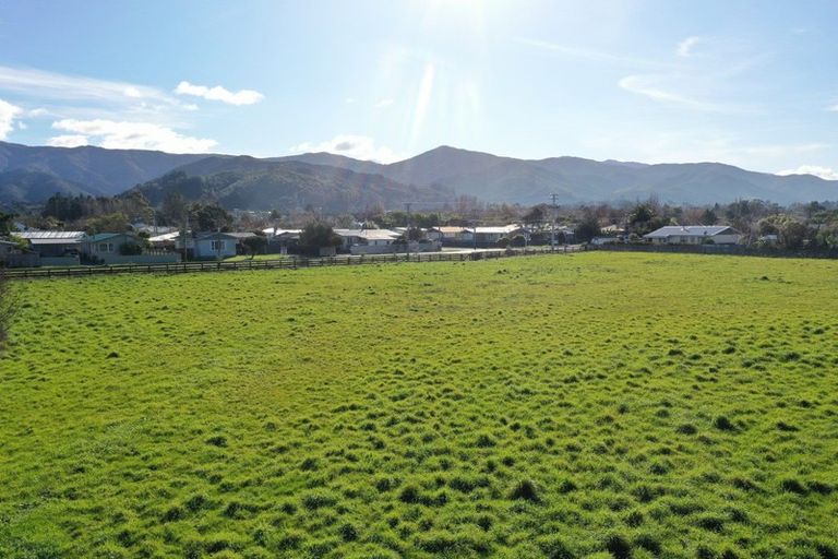 Photo of property in 65-69 Waite Street, Featherston, 5710