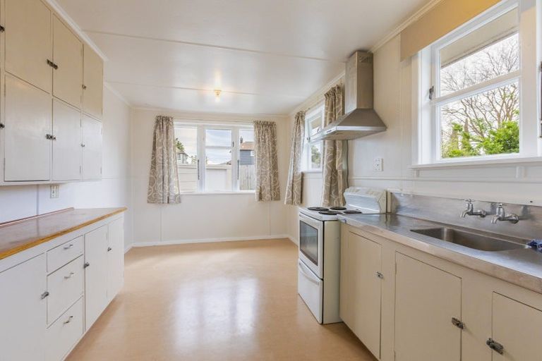 Photo of property in 22 Freyberg Terrace, Waipukurau, 4200