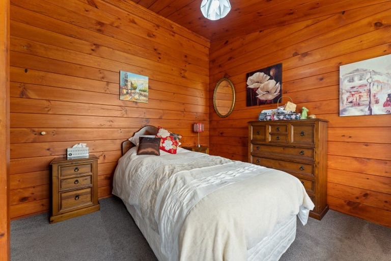 Photo of property in 28 Hanlon Road, Ashhurst, 4884