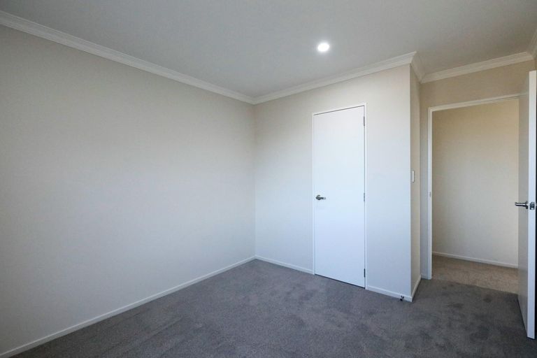 Photo of property in 9a Rimu Street, New Lynn, Auckland, 0600