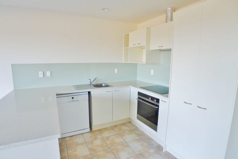 Photo of property in 145f Hobsonville Road, West Harbour, Auckland, 0618