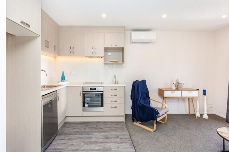 Photo of property in 80c Shakespeare Road, Waltham, Christchurch, 8023