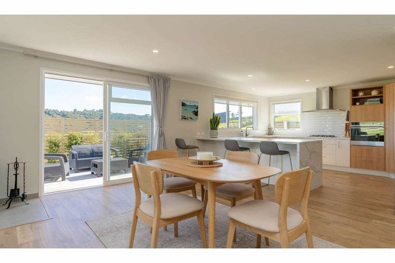 Photo of property in 7 Fernbird Grove, Kerikeri, 0294