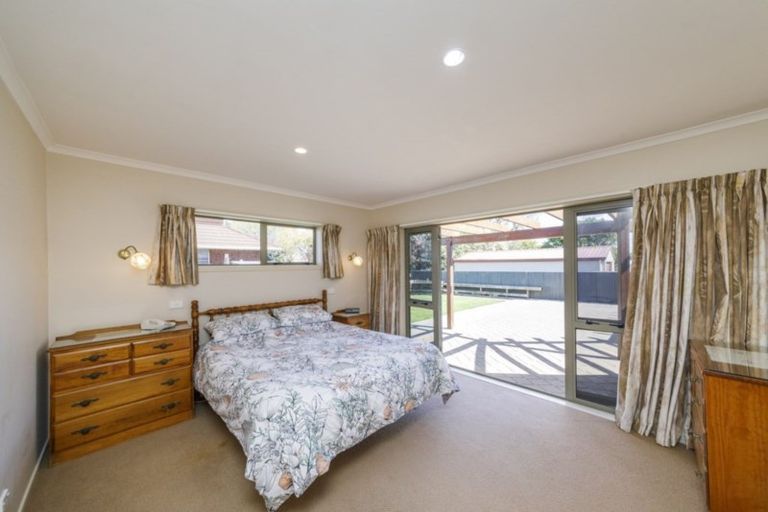 Photo of property in 5 Wilson Street, Bulls, 4818