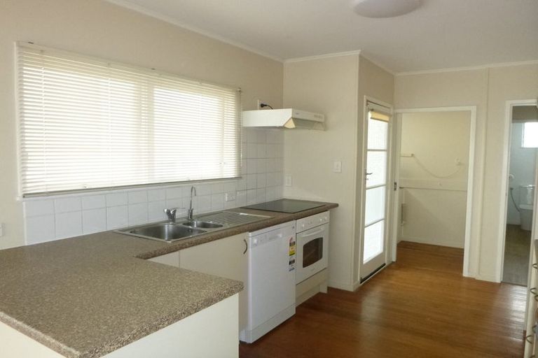 Photo of property in 67 Juniper Road, Sunnynook, Auckland, 0620