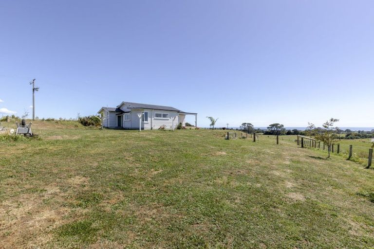 Photo of property in 207 Upper Pitone Road, Pitone, New Plymouth, 4374