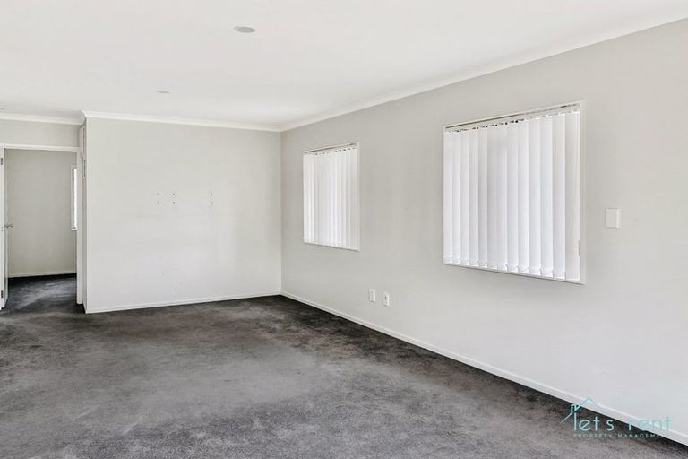 Photo of property in 35a Scotts Road, Manurewa East, Auckland, 2102