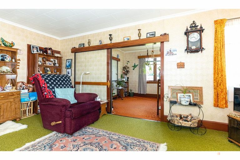 Photo of property in 26 Rhodes Street, Waimate, 7924