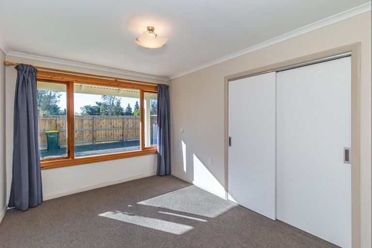 Photo of property in 8 Whelans Road, Levin, 5571