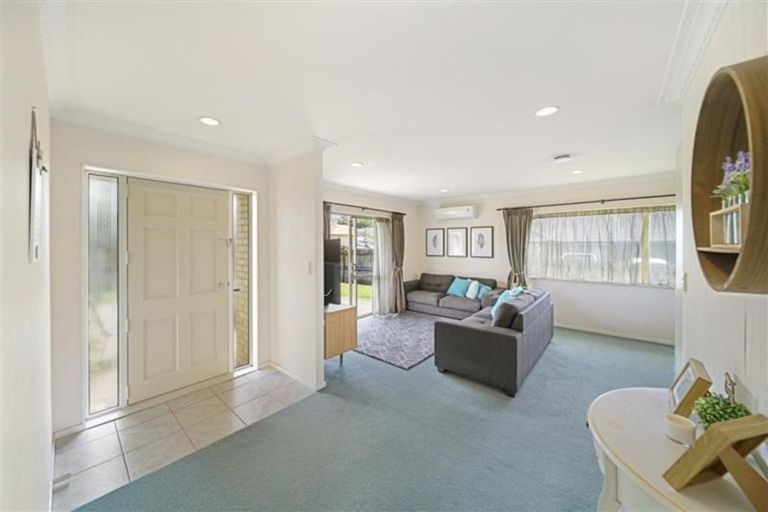 Photo of property in 36 Rathmar Drive, Manurewa, Auckland, 2105