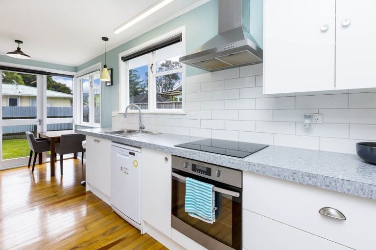 Photo of property in 28d Blenheim Street, Upper Hutt Central, Upper Hutt, 5018