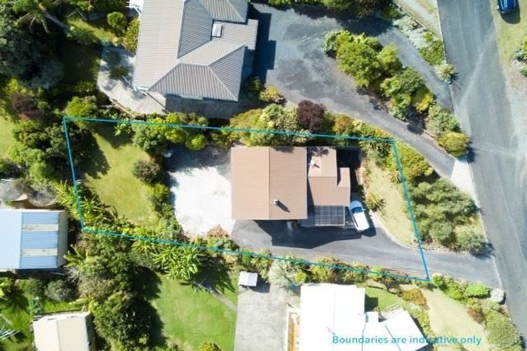 Photo of property in 16 Seaview Road, Cable Bay, 0420